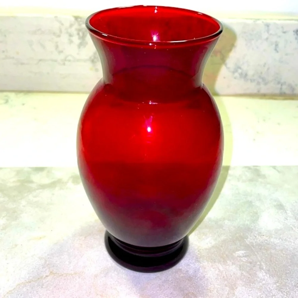 Anchor Hocking Ruby Red Carmen Vintage Art Deco Blown Vase 6 3/8 Inches EUC - Picture 2 of 9